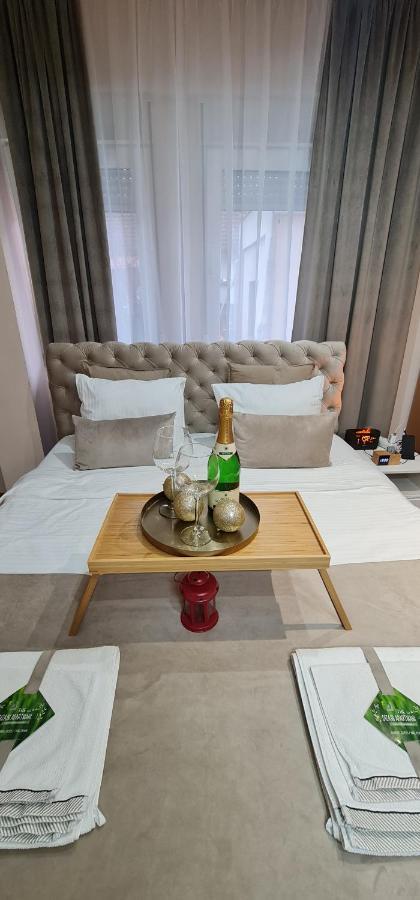 Design Apartment Business Lux 4 Star "Rio" Completely Business Lux Place In The City Center & Free Included Industry Optical Wifi & Netflix & Keyless Code Entry & Full Smart App & Kitchen & Washing Machine & Wide Terrace & Secure 2 Parking Place Ćuprija エクステリア 写真