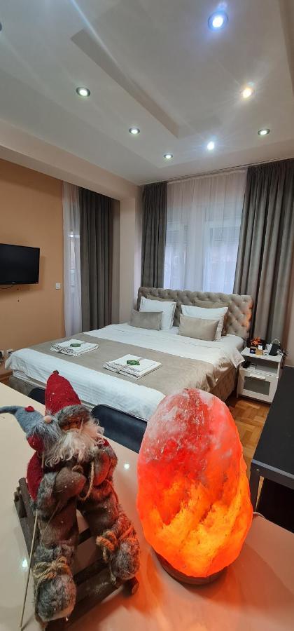 Design Apartment Business Lux 4 Star "Rio" Completely Business Lux Place In The City Center & Free Included Industry Optical Wifi & Netflix & Keyless Code Entry & Full Smart App & Kitchen & Washing Machine & Wide Terrace & Secure 2 Parking Place Ćuprija エクステリア 写真