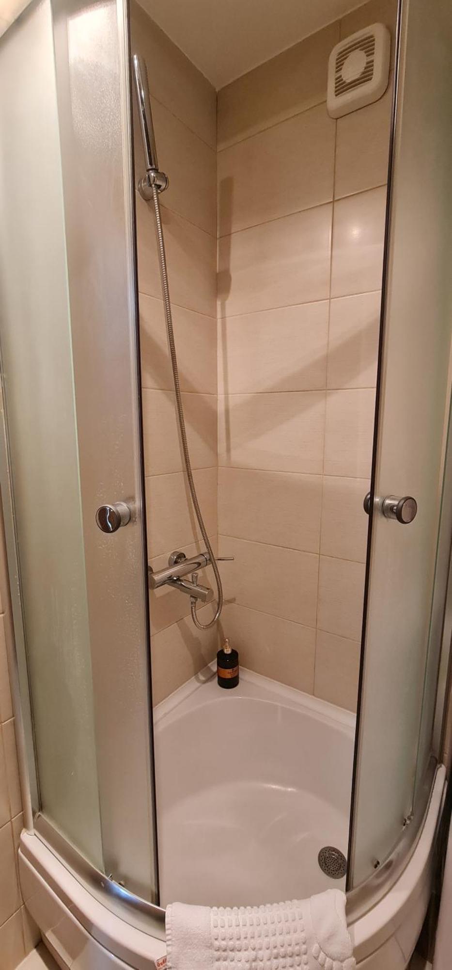 Design Apartment Business Lux 4 Star "Rio" Completely Business Lux Place In The City Center & Free Included Industry Optical Wifi & Netflix & Keyless Code Entry & Full Smart App & Kitchen & Washing Machine & Wide Terrace & Secure 2 Parking Place Ćuprija エクステリア 写真