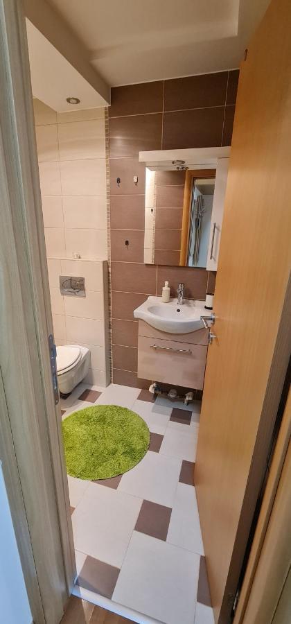 Design Apartment Business Lux 4 Star "Rio" Completely Business Lux Place In The City Center & Free Included Industry Optical Wifi & Netflix & Keyless Code Entry & Full Smart App & Kitchen & Washing Machine & Wide Terrace & Secure 2 Parking Place Ćuprija エクステリア 写真